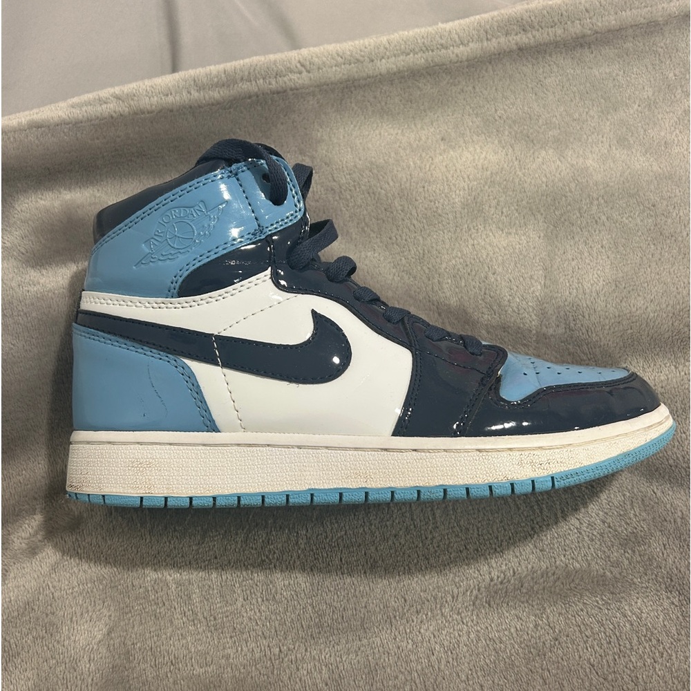Wmns Air Jordan 1 Retro High OG 'Blue Chill
